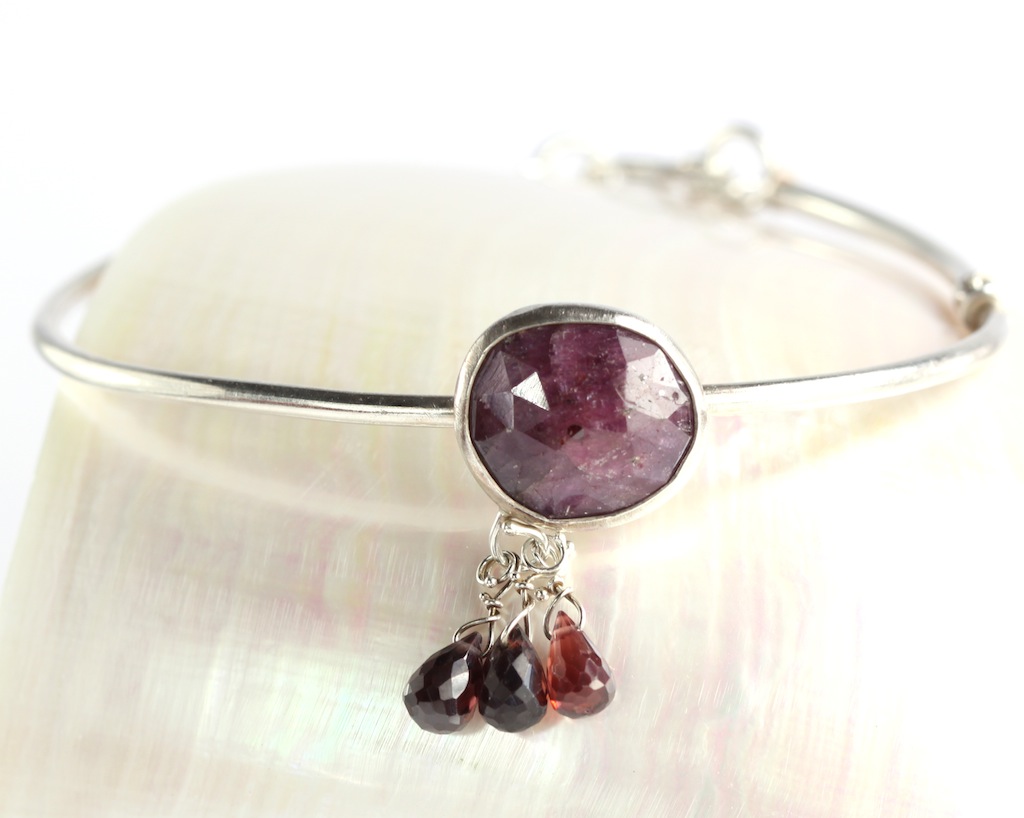 Rose Cut Sapphire Bangle with Briolettes